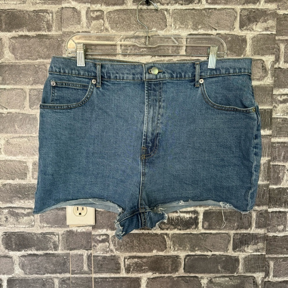 EVERLANE The Way High Denim Short Jean medium wash